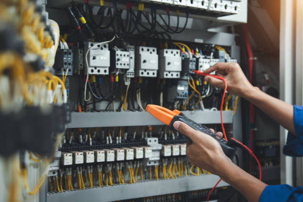 Best Electrical Outlet Repair  in Leesburg, OH
